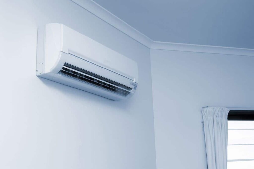 Maintenance of Japanese air conditioners